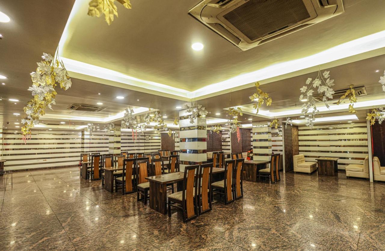 Hotel The Leaf - Gomti Nagar Lucknow Zewnętrze zdjęcie