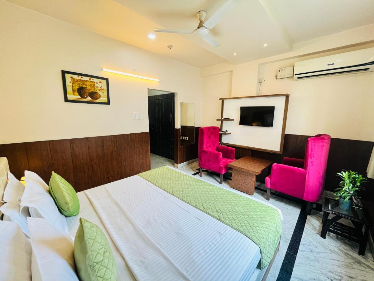 Hotel The Leaf - Gomti Nagar Lucknow Zewnętrze zdjęcie