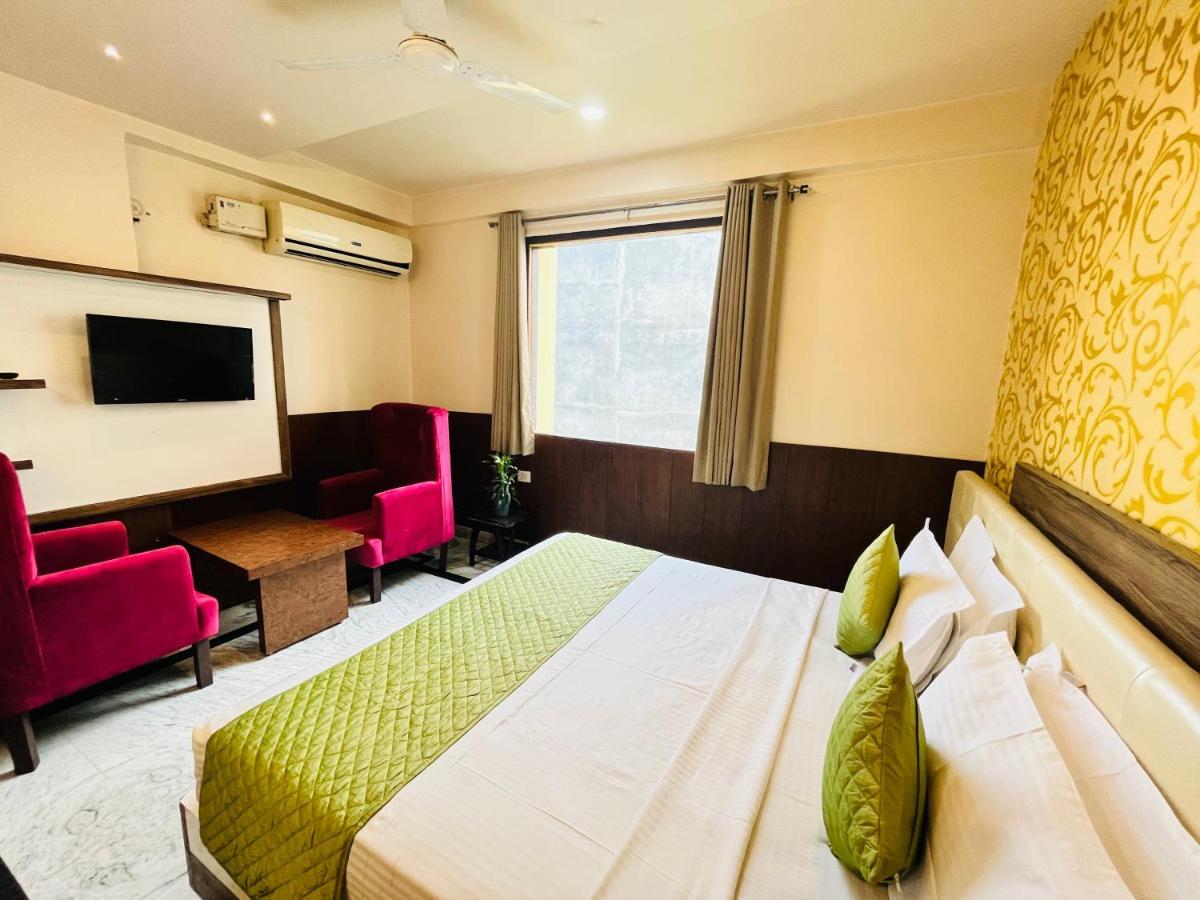 Hotel The Leaf - Gomti Nagar Lucknow Zewnętrze zdjęcie