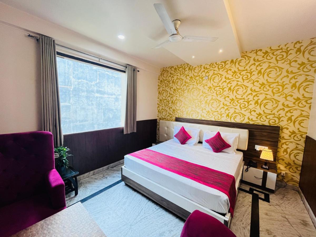 Hotel The Leaf - Gomti Nagar Lucknow Zewnętrze zdjęcie