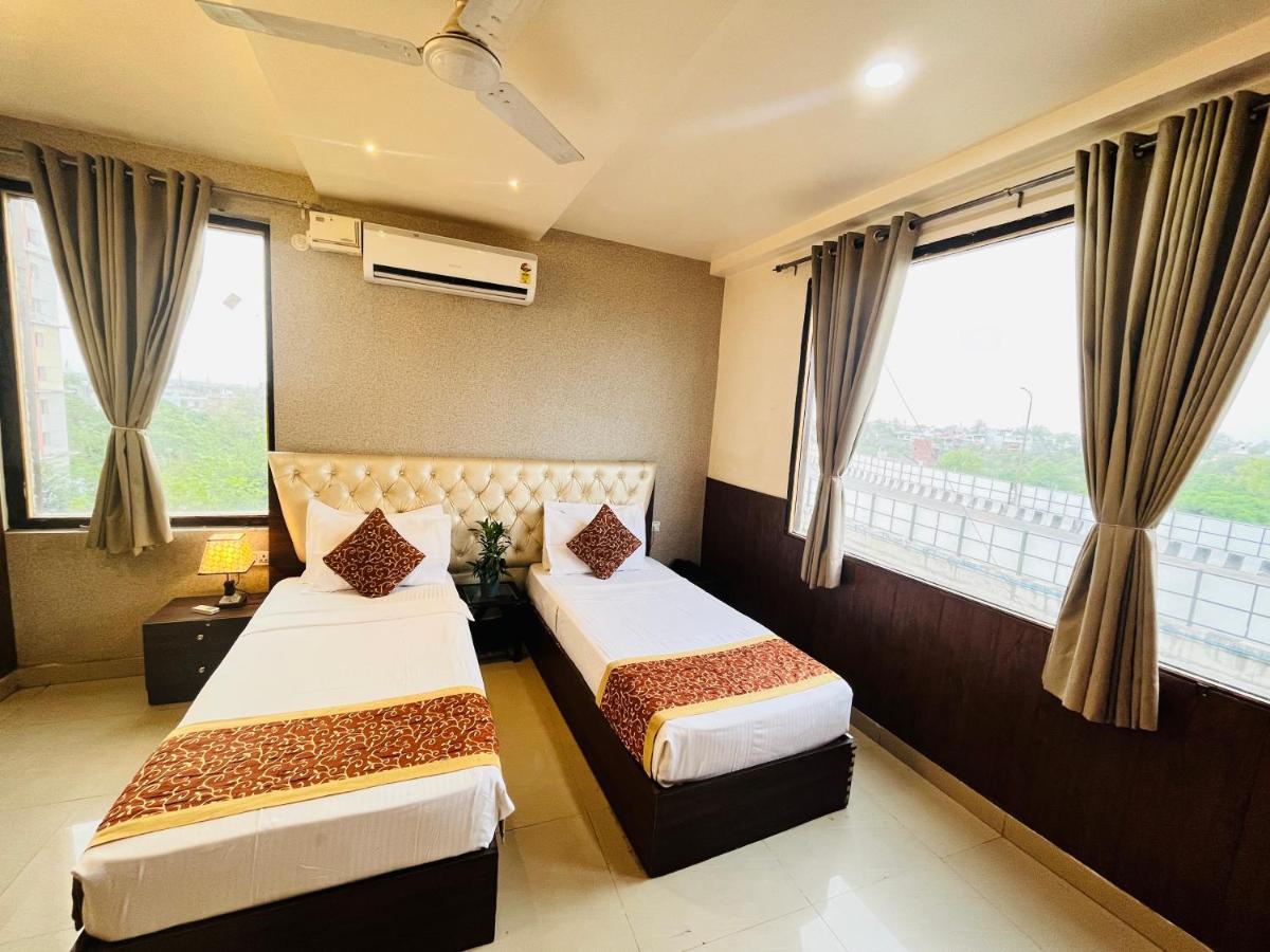 Hotel The Leaf - Gomti Nagar Lucknow Zewnętrze zdjęcie