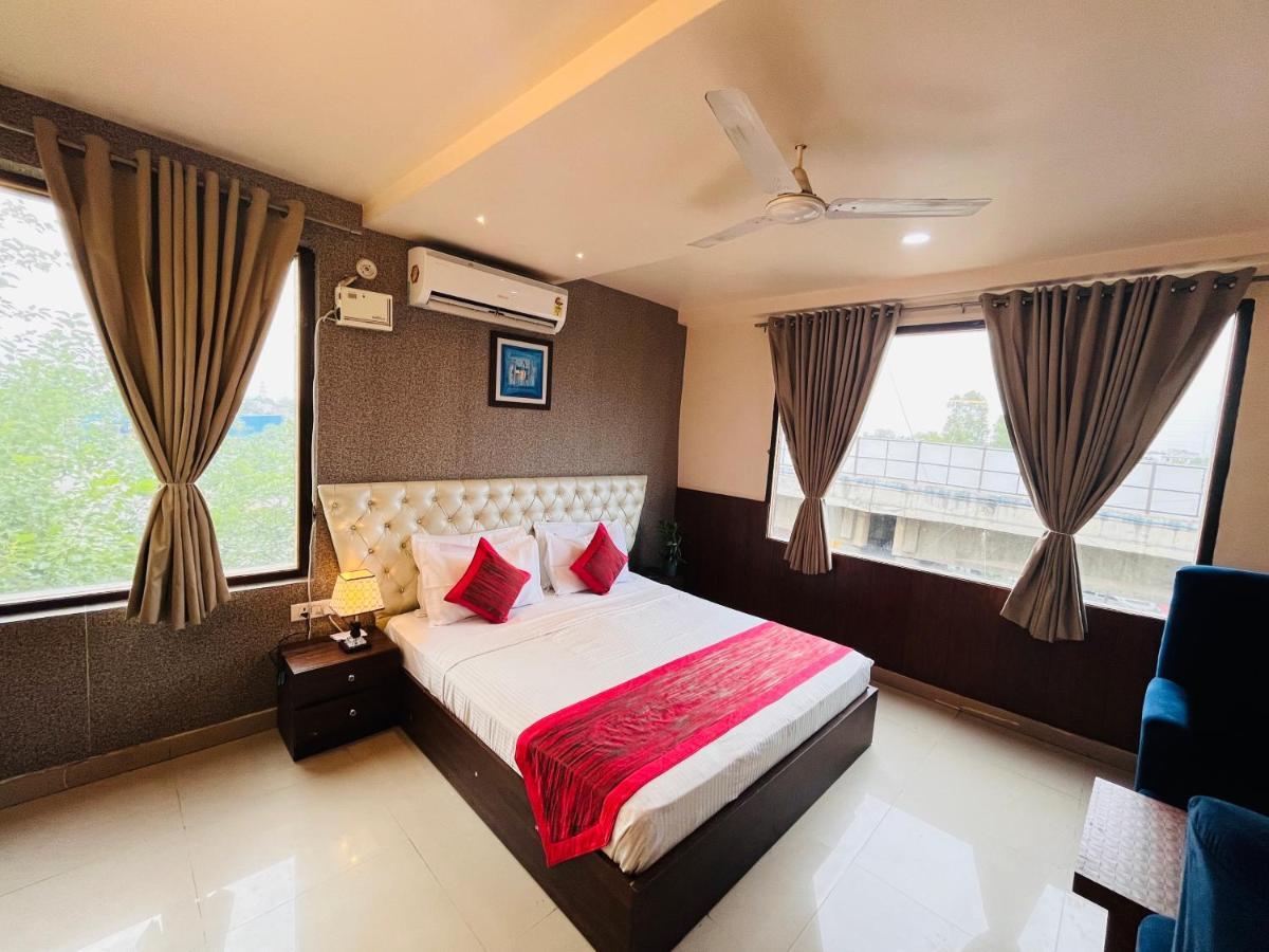 Hotel The Leaf - Gomti Nagar Lucknow Zewnętrze zdjęcie